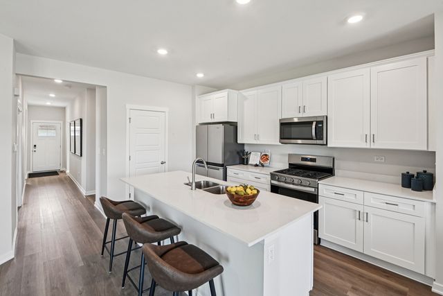 17416 W Fairfax Lane, Lockport, IL 60441