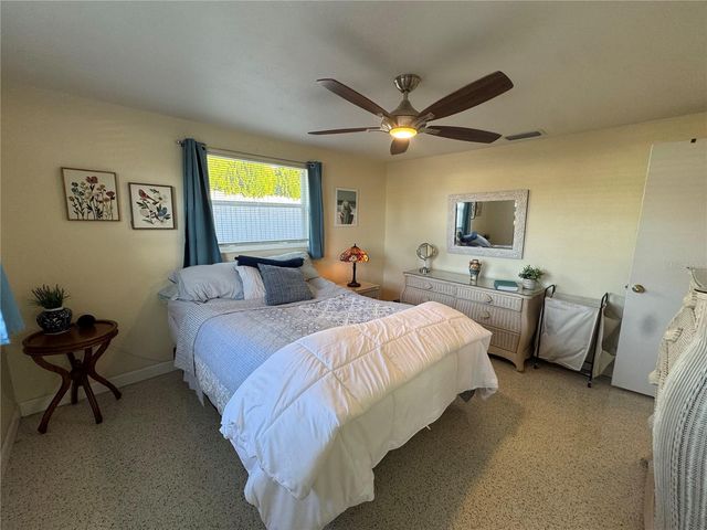 4940 PICTURE AVENUE, Holiday, FL 34690