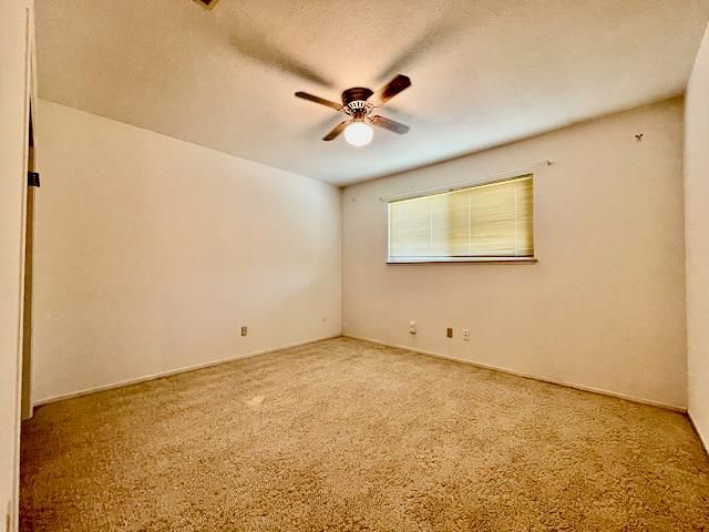 2851 Julia Cir, Hanford, CA 93230