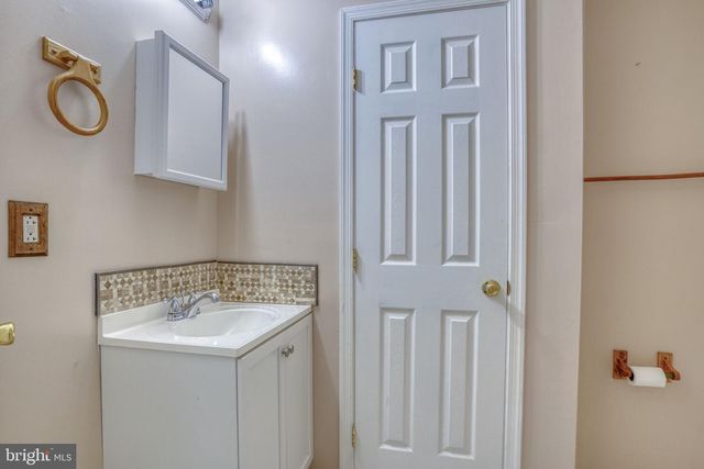 281 SYCAMORE RD, Elkton, MD 21921