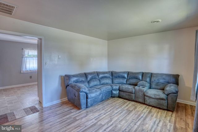 281 SYCAMORE RD, Elkton, MD 21921