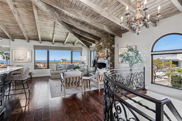 2044 Manhattan, Hermosa Beach, CA 90254