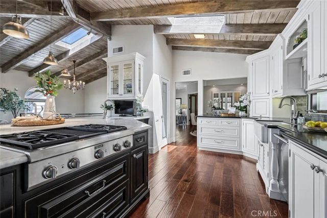 2044 Manhattan, Hermosa Beach, CA 90254