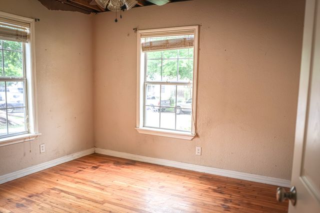 5029 Royal Drive, Fort Worth, TX 76116