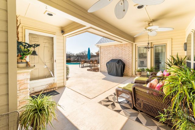 1722 Clydesdale Court, Rowlett, TX 75088