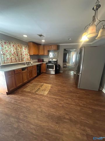 616 Jackson Trail, Attalla, AL 35954