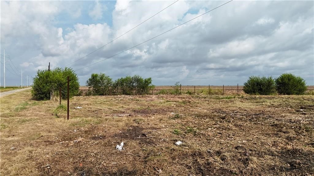 5212 CR 1258 SGP, Taft, TX 78390 — photo 3