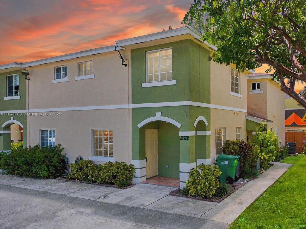 18712 SW 100th Ave 18712, Cutler Bay, FL 33157
