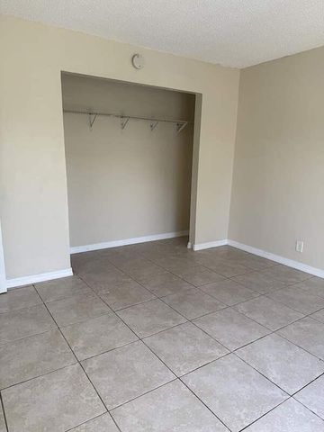 10914 Royal Palm Boulevard 10914, Coral Springs, FL 33065