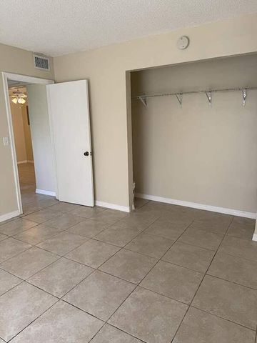 10914 Royal Palm Boulevard 10914, Coral Springs, FL 33065