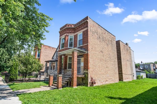 6141 S Justine Street, Chicago, IL 60636