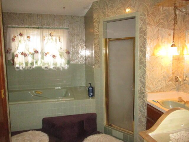 810 Eastgate Boulevard, Miami, OK 74354