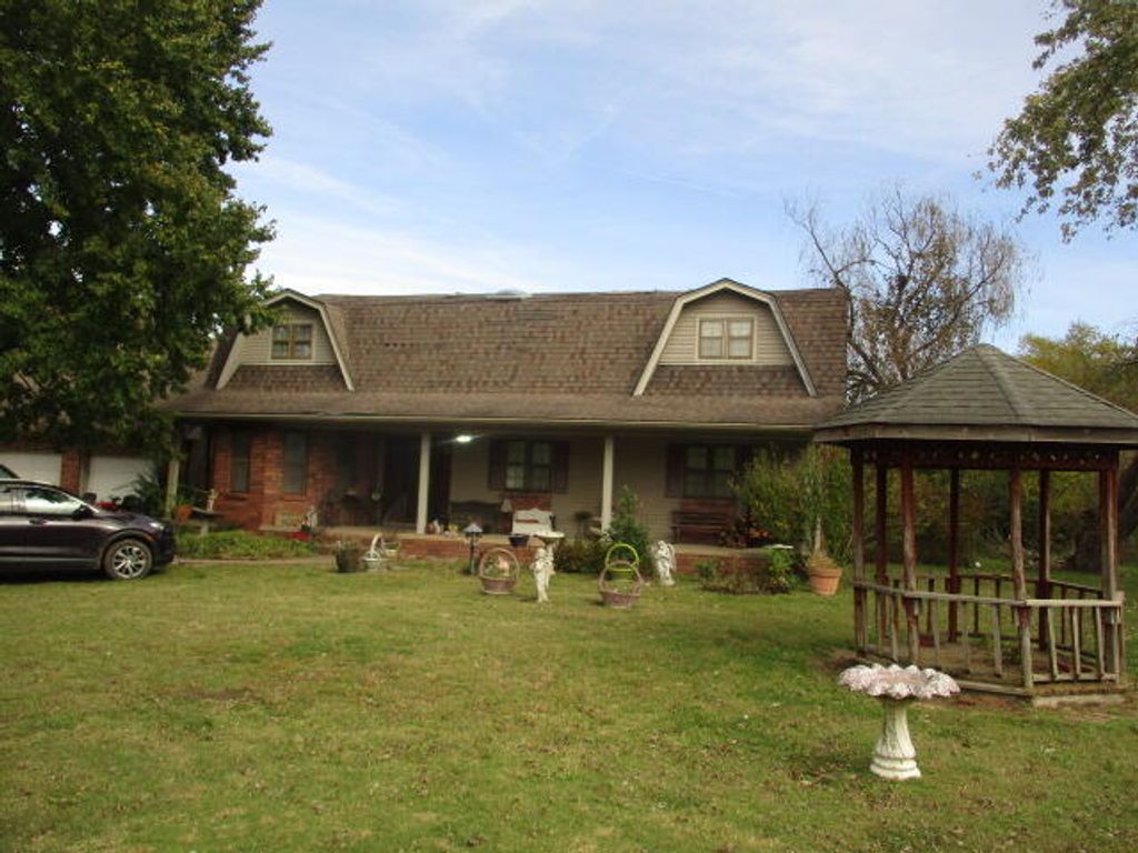 810 Eastgate Boulevard, Miami, OK 74354