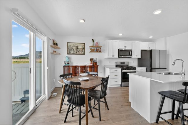 1022 W BROADLEAF DR, Santaquin, UT 84655