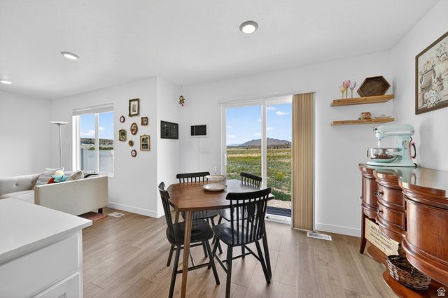 1022 W BROADLEAF DR, Santaquin, UT 84655