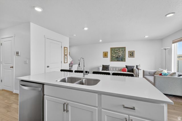 1022 W BROADLEAF DR, Santaquin, UT 84655