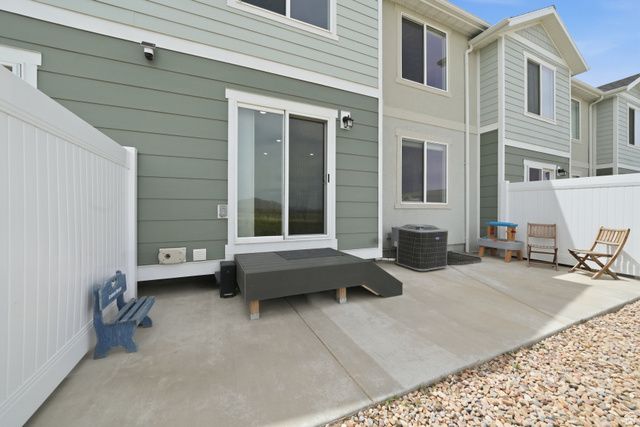 1022 W BROADLEAF DR, Santaquin, UT 84655