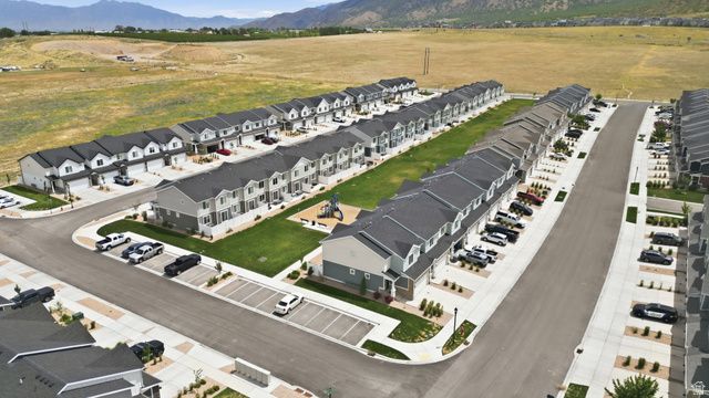 1022 W BROADLEAF DR, Santaquin, UT 84655