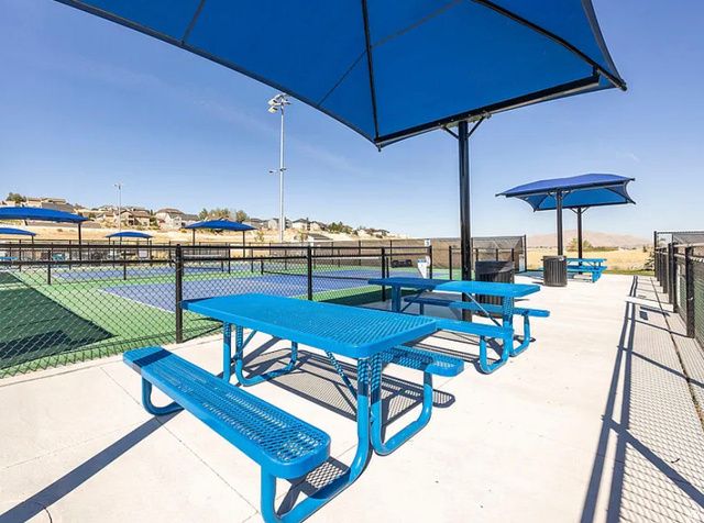 1022 W BROADLEAF DR, Santaquin, UT 84655
