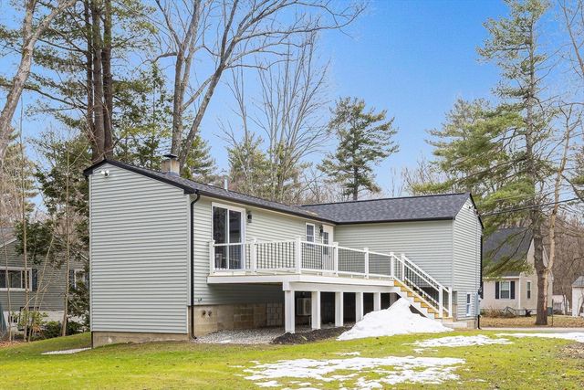 7 Trues Pkwy, Sandown, NH 03873