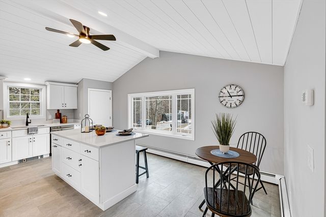 7 Trues Pkwy, Sandown, NH 03873