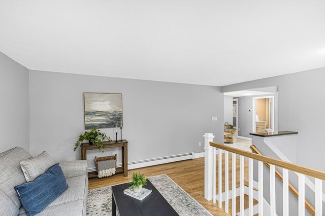 7 Trues Pkwy, Sandown, NH 03873
