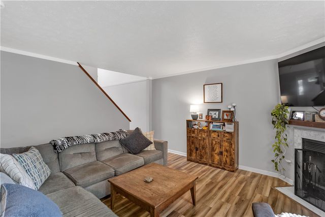 529 Brandywine Dr, Cranberry Twp, PA 16066