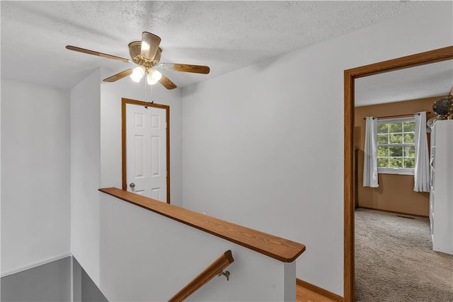 529 Brandywine Dr, Cranberry Twp, PA 16066