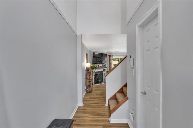 529 Brandywine Dr, Cranberry Twp, PA 16066