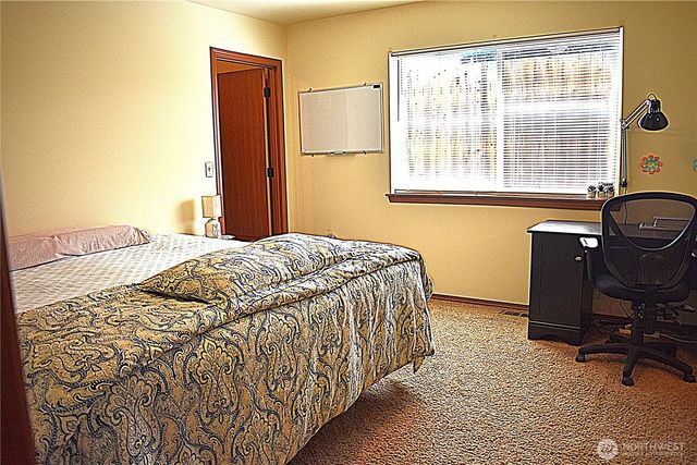 20236 White Rock Loop SW, Centralia, WA 98531