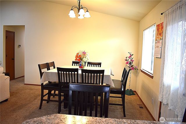 20236 White Rock Loop SW, Centralia, WA 98531