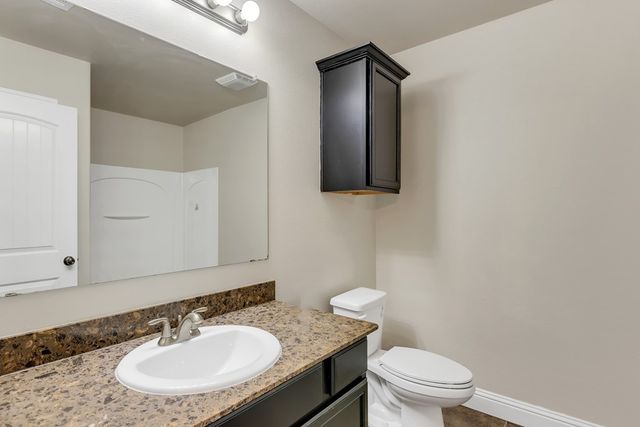 713 E 96th St, Odessa, TX 79765