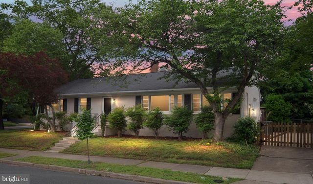 1321 DANDRIDGE ST, Fredericksburg, VA 22401