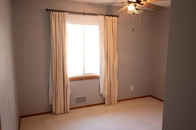 4696 Flag Avenue N, New Hope, MN 55428