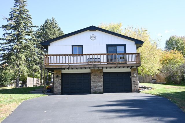 4696 Flag Avenue N, New Hope, MN 55428