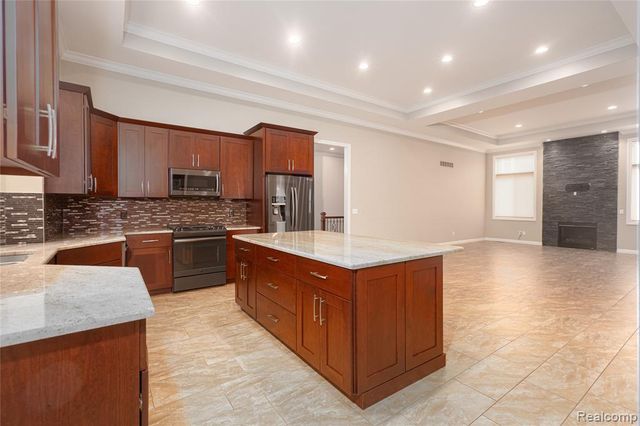 18755 Newton Street, Macomb, MI 48042