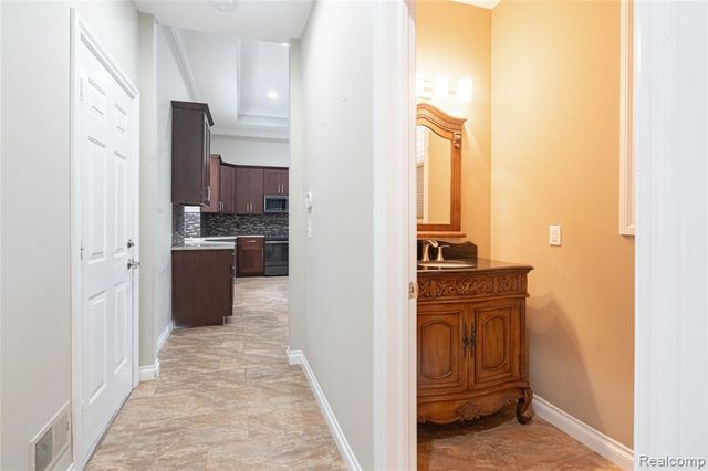 18755 Newton Street, Macomb, MI 48042