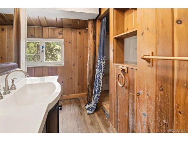 26079 Kingsbury Rd, Kittredge, CO 80457