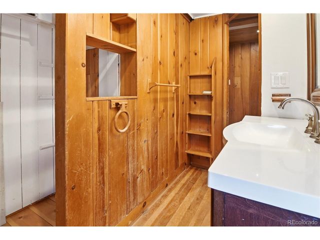 26079 Kingsbury Rd, Kittredge, CO 80457