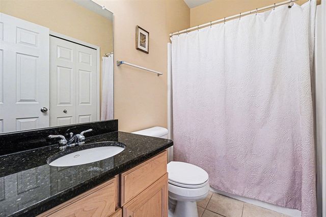 228 W Oakbrook Drive, Ann Arbor, MI 48103