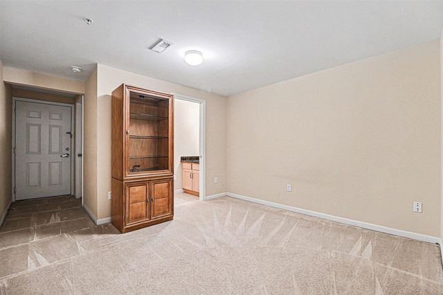 228 W Oakbrook Drive, Ann Arbor, MI 48103