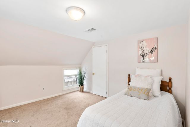 1064 Hegeman Street, Schenectady, NY 12306