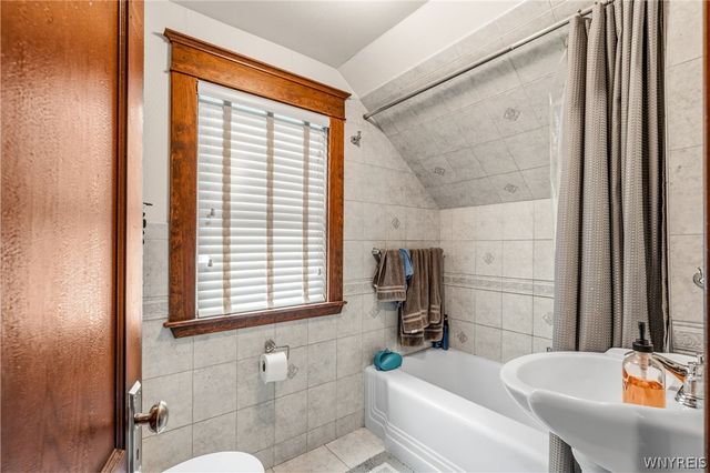 199 Jackson Avenue, North Tonawanda, NY 14120
