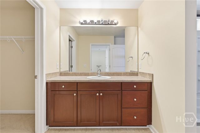 34 Twin Oaks Place, Savannah, GA 31407