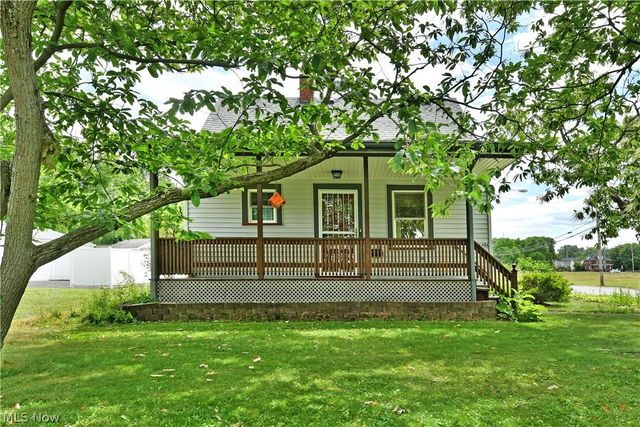 1406 Mazda Avenue NE, Warren, OH 44483
