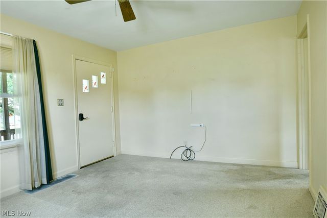 1406 Mazda Avenue NE, Warren, OH 44483