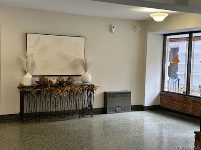 247 Parkview Avenue 6P, Bronxville, NY 10708