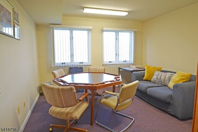 37 Park Edge, Berkeley Heights Twp., NJ 07922