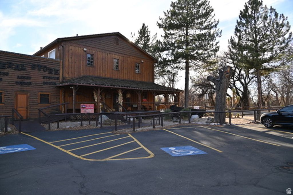 445 E PARK BLVD, Ogden, UT 84401