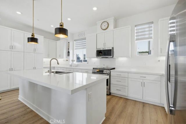 104 Restore, Irvine, CA 92618